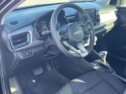 Used 2023 Kia Rio S w/ Technology Package image 12