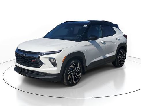 Certified 2024 Chevrolet TrailBlazer RS w/ Driver Confidence Package FWD image 2
