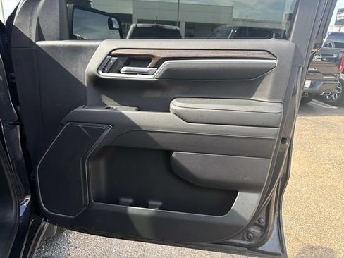 Used 2022 GMC Sierra 1500 Elevation RWD image 17