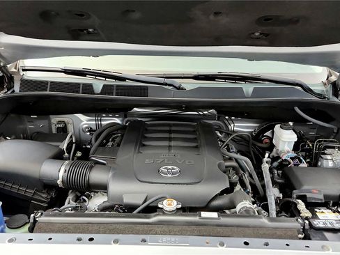 Used 2020 Toyota Tundra Platinum image 14