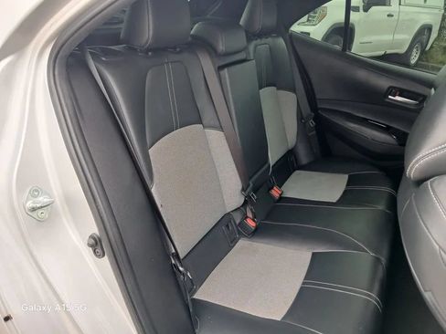 Used 2020 Toyota Corolla XSE FWD image 9