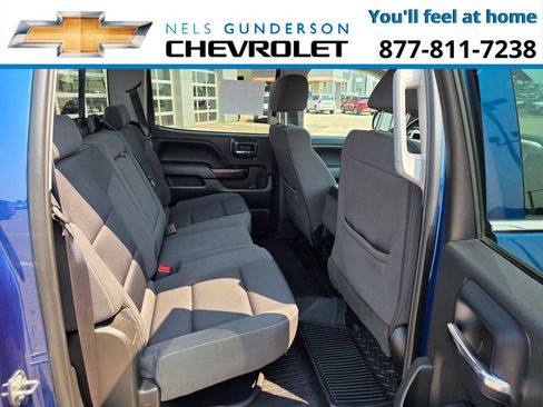 Used 2018 GMC Sierra 1500 SLE w/ SLE Value Package AWD/4WD image 10