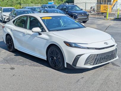 Used 2025 Toyota Camry SE