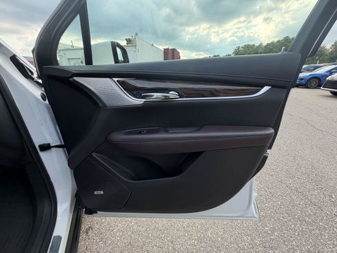 Used 2021 Cadillac XT6 Premium Luxury AWD/4WD image 30