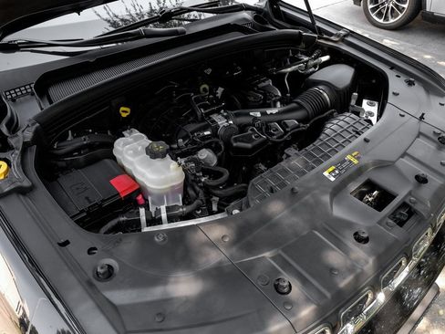 Used 2022 Jeep Grand Cherokee Laredo w/ Luxury Tech Group I image 61