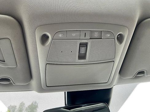 Used 2019 Nissan Rogue SV w/ Sun & Sound Touring Package image 25