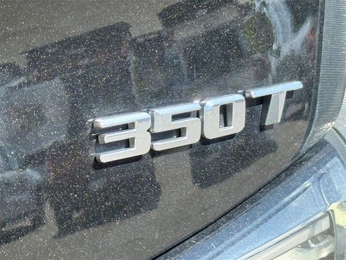 Used 2022 Cadillac XT4 Sport w/ Enhanced Visibility Package image 10