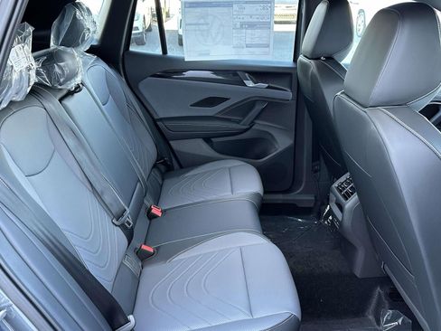 New 2026 Volkswagen Tiguan SE R-Line image 16