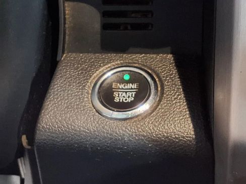 Used 2018 Ford F150 Platinum w/ Equipment Group 701A Luxury image 27