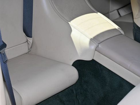 Used 2006 Aston Martin DB9 Volante image 32