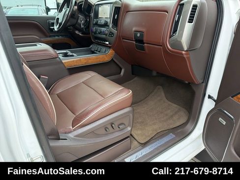 Used 2016 Chevrolet Silverado 2500 High Country w/ Duramax Plus Package image 97