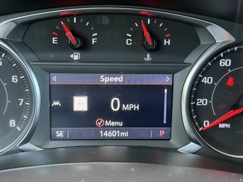 Used 2024 GMC Terrain SLT w/ Infotainment Package II AWD/4WD image 20