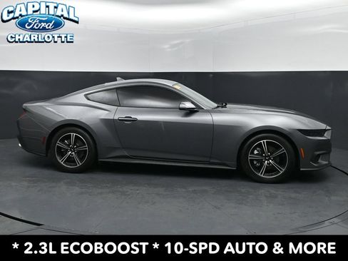 Used 2025 Ford Mustang Coupe RWD image 24