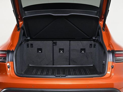 Used 2022 Porsche Macan S image 26