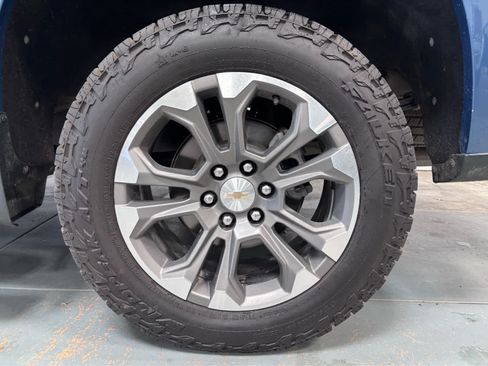 Used 2024 Chevrolet Silverado 1500 High Country w/ Z71 Off-Road Package AWD/4WD image 10