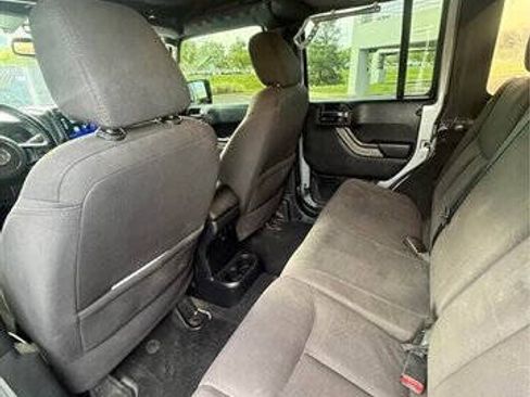 Used 2015 Jeep Wrangler Unlimited Sport AWD/4WD image 8