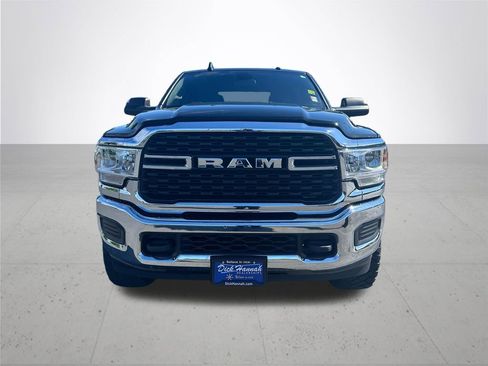 Used 2022 RAM 2500 Big Horn AWD/4WD image 3