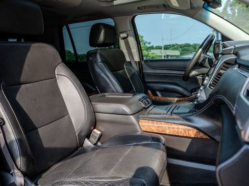 Used 2015 Chevrolet Tahoe LTZ RWD image 33