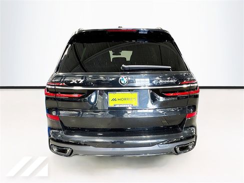 Used 2023 BMW X7 xDrive40i w/ M Sport Package image 6
