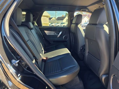 Used 2024 Land Rover Discovery Sport Dynamic SE image 23