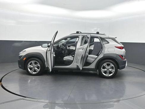 Used 2023 Hyundai Kona SEL FWD image 40