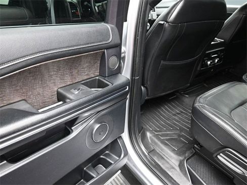 Used 2021 Ford Expedition Max Limited image 16