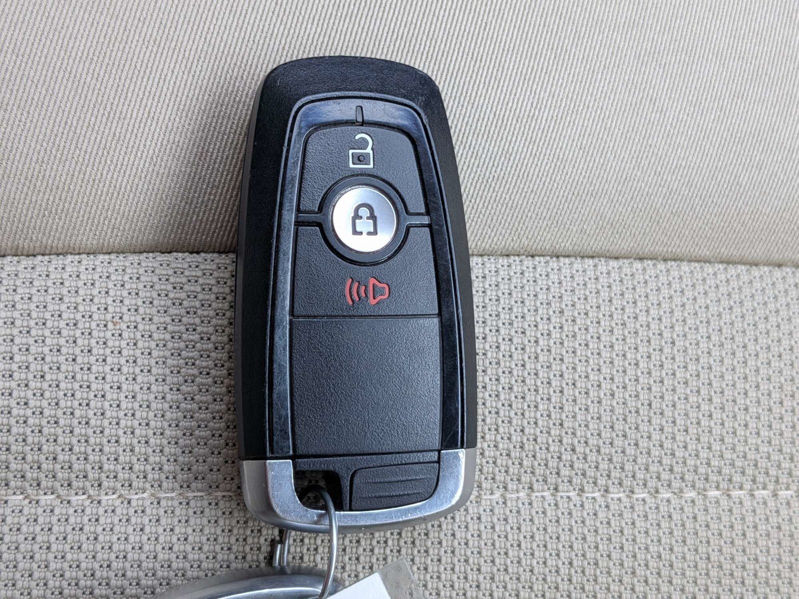 Used 2020 Ford Edge SE AWD/4WD image 28