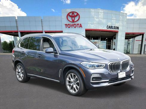 Used 2020 BMW X5 xDrive40i w/ Executive Package AWD/4WD image 2