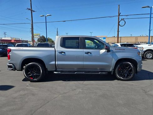 Used 2023 Chevrolet Silverado 1500 RST w/ Redline Edition AWD/4WD image 27