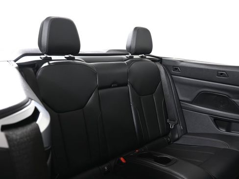 Certified 2023 BMW 430i xDrive Convertible w/ Convenience Package image 41