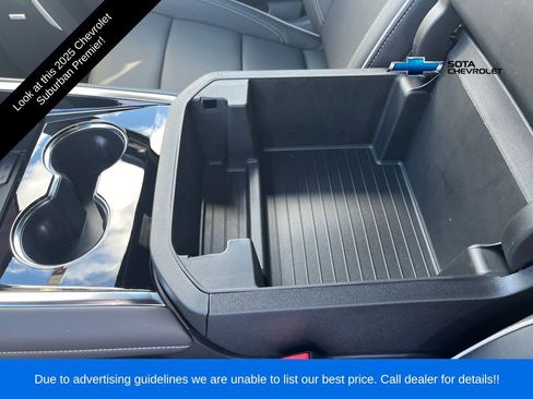 New 2025 Chevrolet Suburban Premier image 25