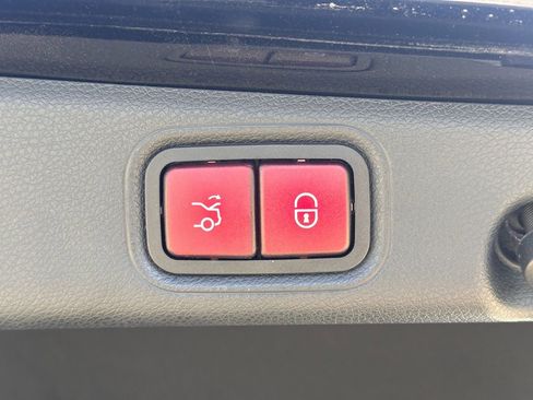 Used 2020 Mercedes-Benz E 53 AMG 4MATIC Sedan image 15