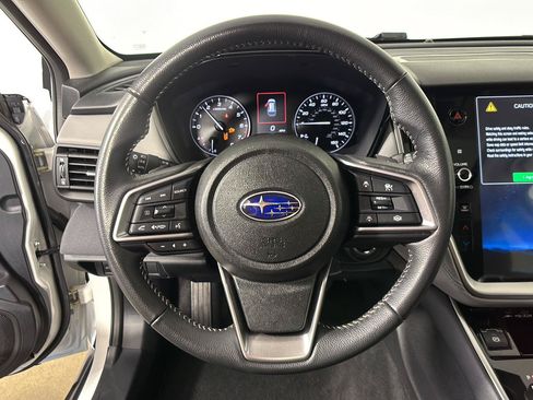 Used 2025 Subaru Outback Premium AWD/4WD image 24