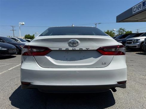 Used 2023 Toyota Camry LE w/ Convenience Package FWD image 7