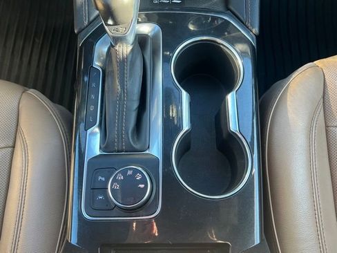 Used 2019 Chevrolet Blazer Premier w/ Driver Confidence II Package image 34