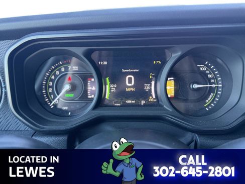 Used 2024 Jeep Wrangler Unlimited Rubicon 4xe w/ Technology Group image 12