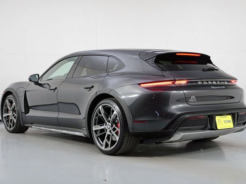 Used 2023 Porsche Taycan 4S w/ Technology Package image 57