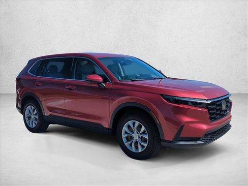Used 2023 Honda CR-V LX image 3