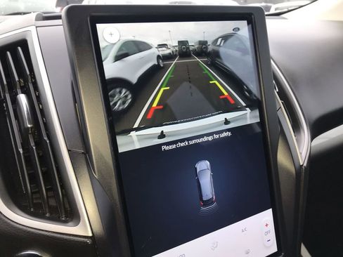 Used 2022 Ford Edge SE w/ Black Appearance Package image 17