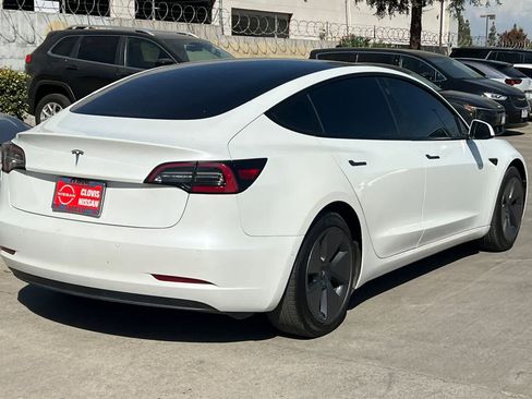 Used 2021 Tesla Model 3 Standard Range Plus RWD image 3