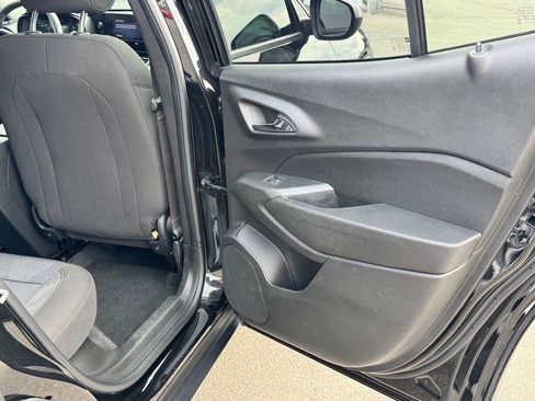 Used 2024 Chevrolet Trax LS FWD image 24