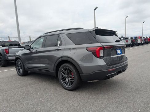 New 2026 Ford Explorer ST-Line RWD image 6