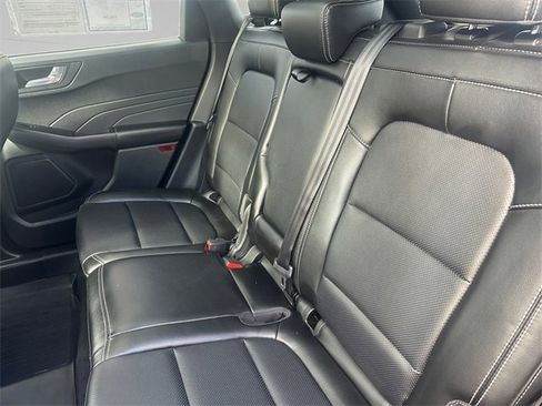 Used 2022 Ford Escape SEL image 13