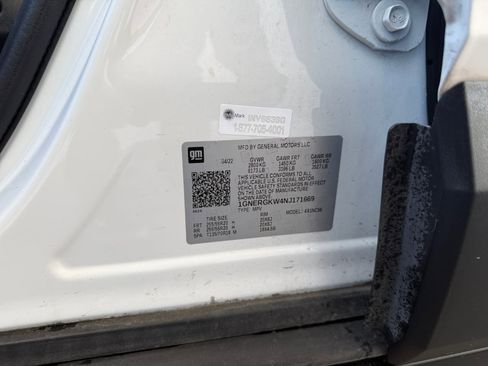 Used 2022 Chevrolet Traverse LT image 20