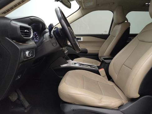 Used 2020 Ford Explorer Limited image 17