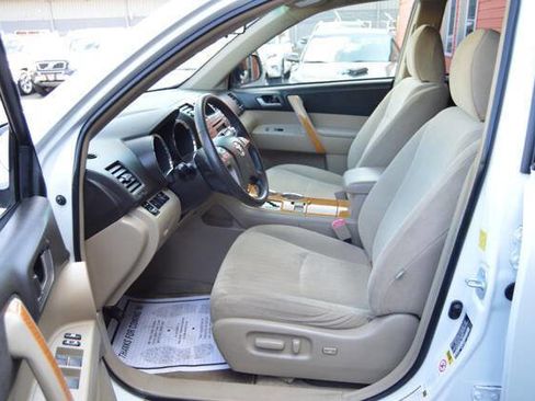 Used 2010 Toyota Highlander 4WD Hybrid image 29