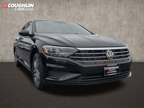 Used 2019 Volkswagen Jetta SE image 1