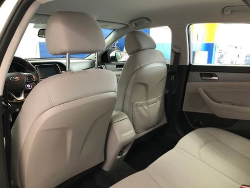 Used 2018 Hyundai Sonata SEL image 16