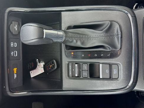 Certified 2025 Honda CR-V EX image 16