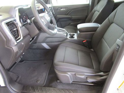 New 2026 GMC Canyon Elevation image 19